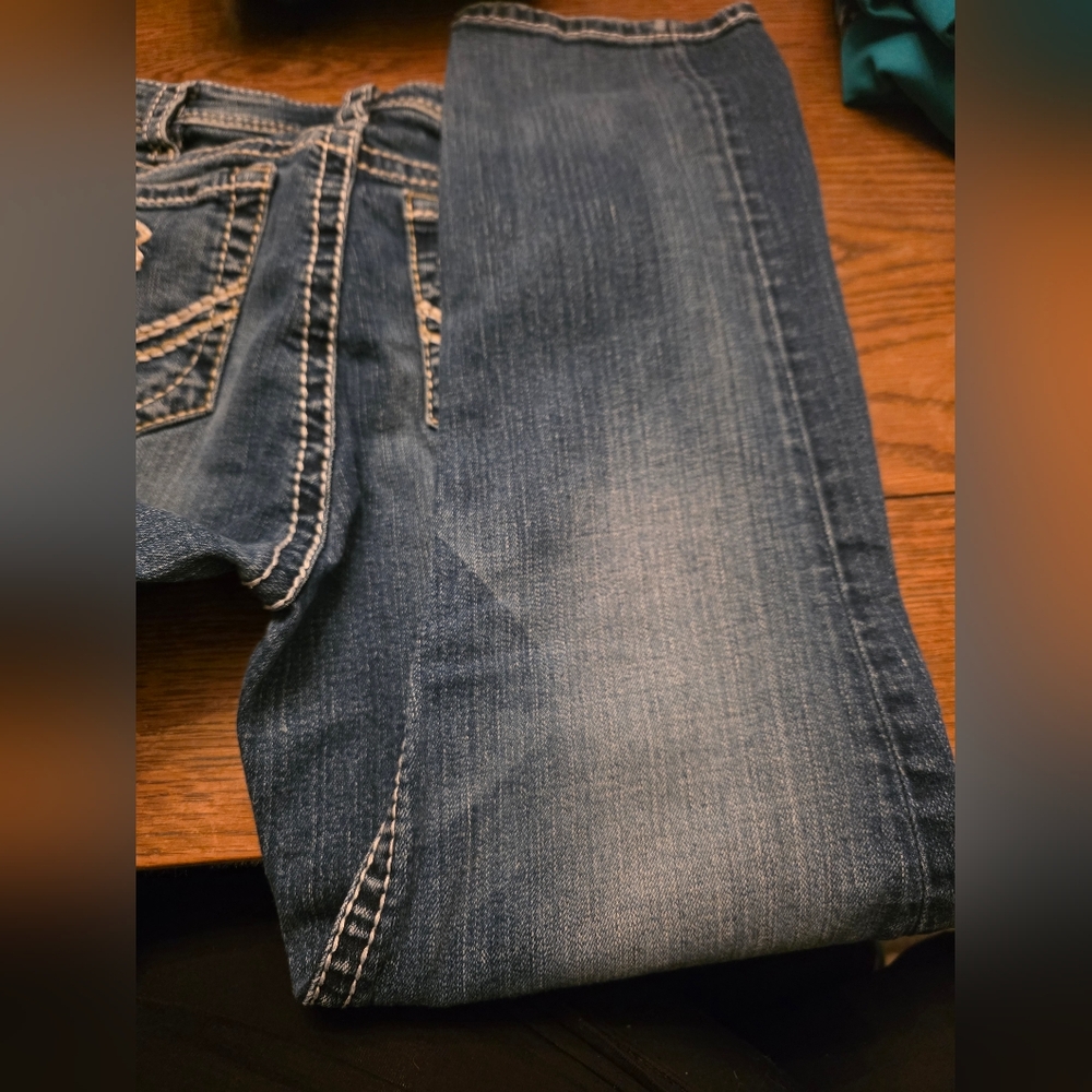 Silver Natsuki Capri Sz 32. 27" Inseam. Dark Blue With Contrast Stitching. - Picture 5 of 8